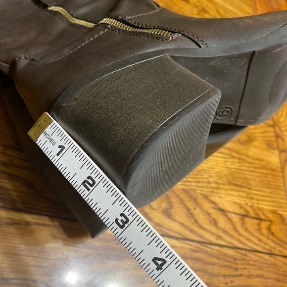 WOMENS Boots 9 Brown Tall Riding zipper winter EUC. - Picture 6 of 7